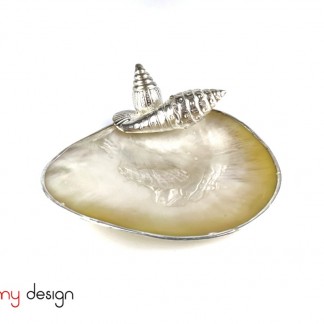 Natural clam shell attached with silver plated oysters